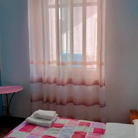 Beatrice Ognina Palace